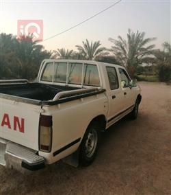 نيسان بيك اب